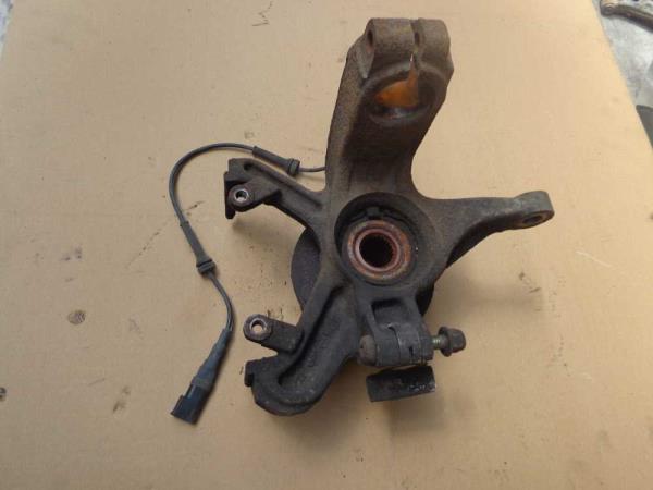 MOYEU DE ROUE AVANT DROIT FORD - Vue 2